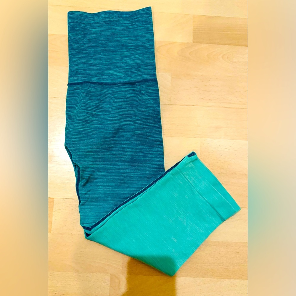 Capri yoga pants